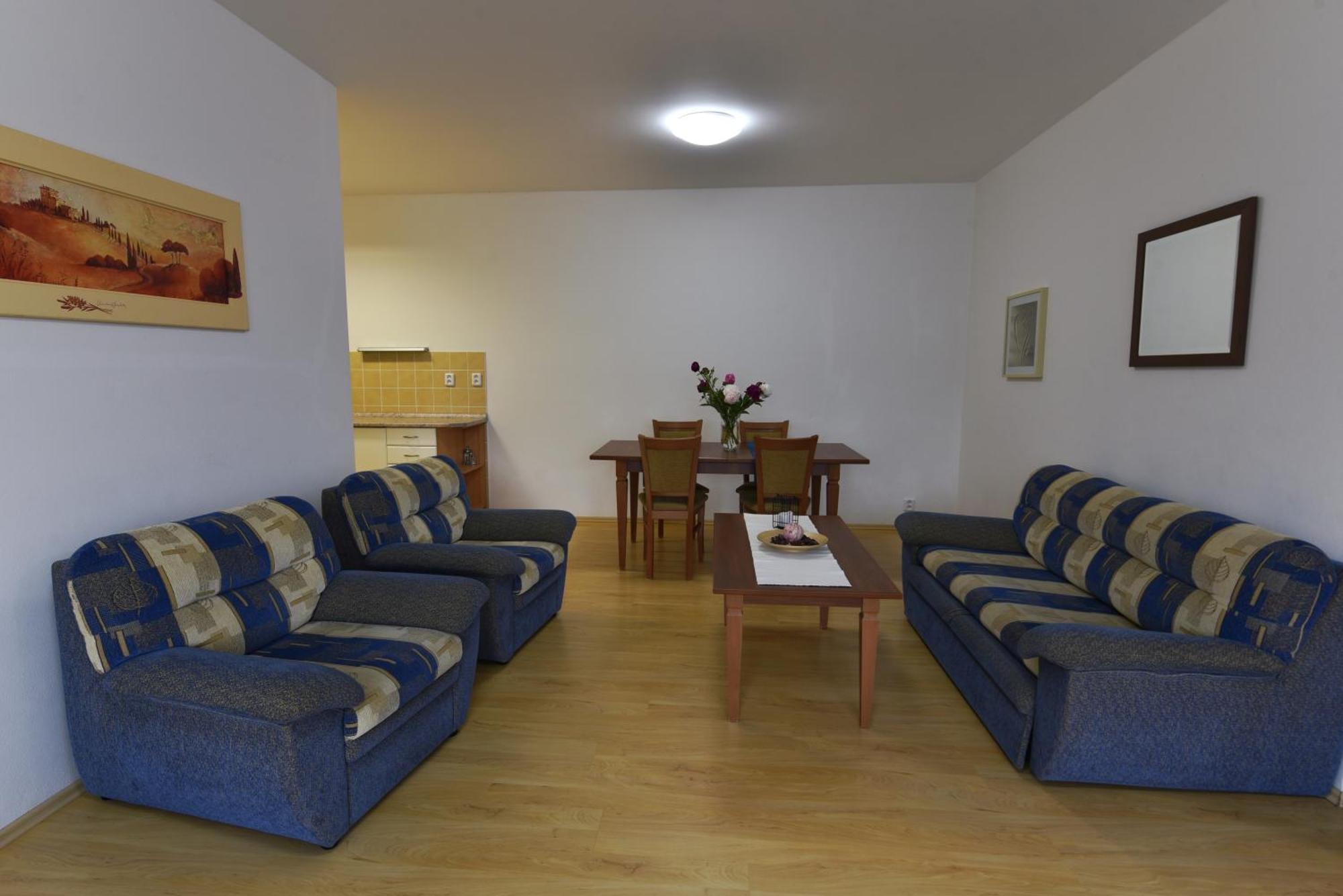 Apartmany Branickov ภายนอก รูปภาพ
